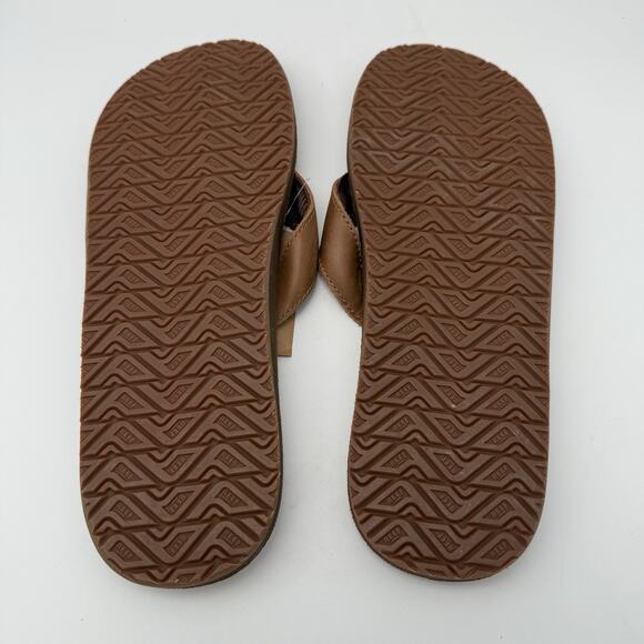 Sandals_&_Flip_Flops